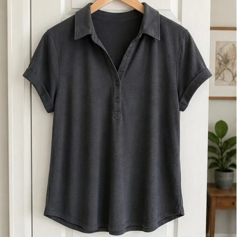 Women’s Short-Sleeve Button-Down Polo Shirt - Charcoal